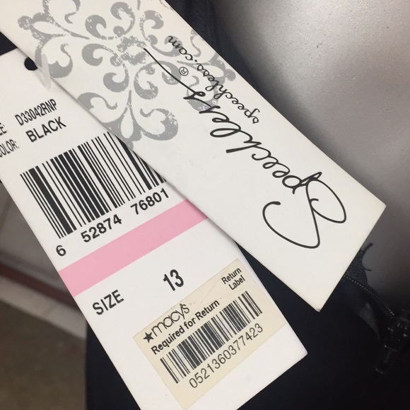 Speechless size 13 little black dress - Picture 7 of 8